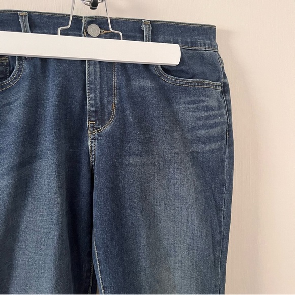 Levi’s 710 Super Skinny Women’s Mid Rise Blue Jeans Denim 32 x 30 - Picture 2 of 16